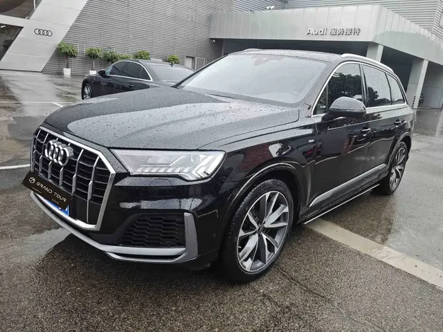 Audi Q7 2023 55 TFSI quattro S line Sport