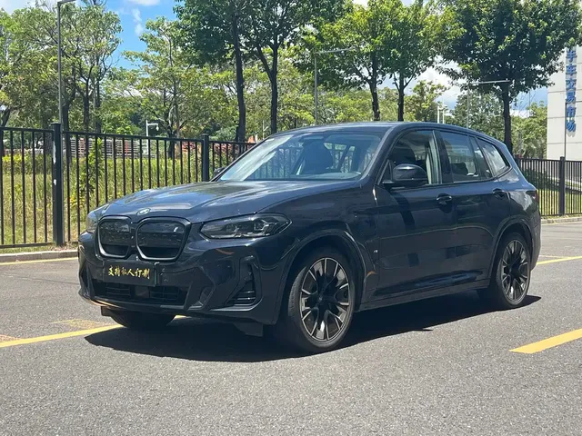 BMW iX3 2024 Innovation Leader