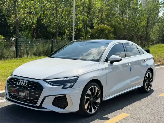 Audi A3 2023 Facelift A3L Limousine 35 TFSI Fashion Sport