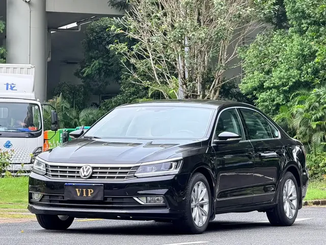 Volkswagen Passat 2017 330TSI DSG Prestige