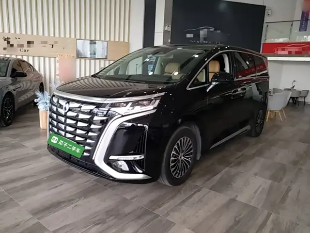 Denza D9 2024 DM-i 980 AWD Prestige