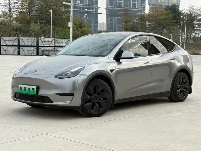 Tesla Model Y 2023 Rear-Wheel Drive Edition