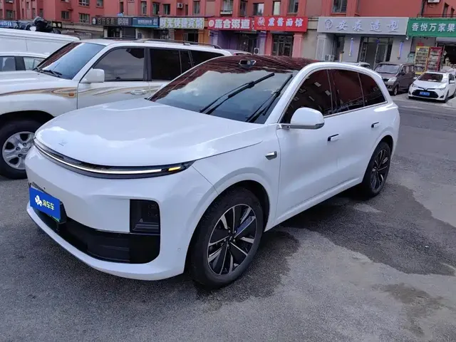 Li Auto L6 2025 Pro Smart Renewal Edition