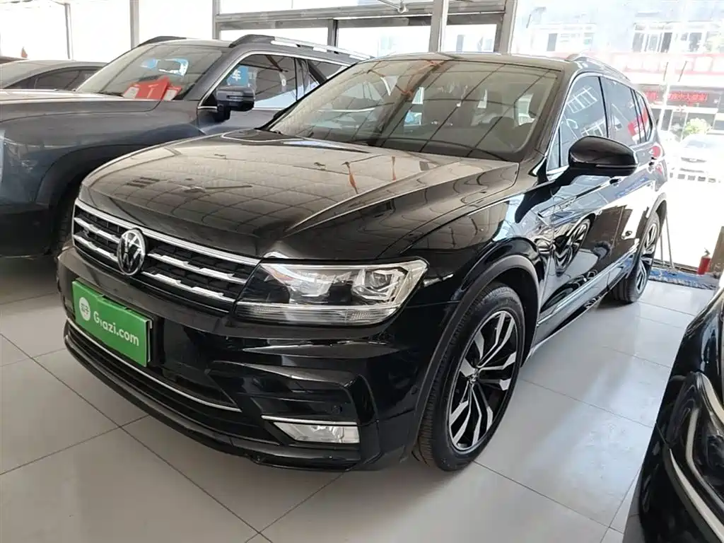 Volkswagen Tiguan L 2021 330TSI Automatic 2WD R-Line Premium