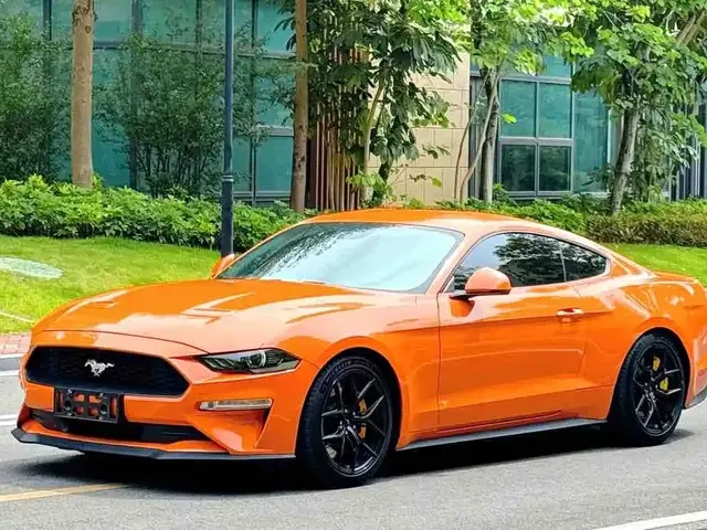 Ford Mustang 2020 2.3L EcoBoost