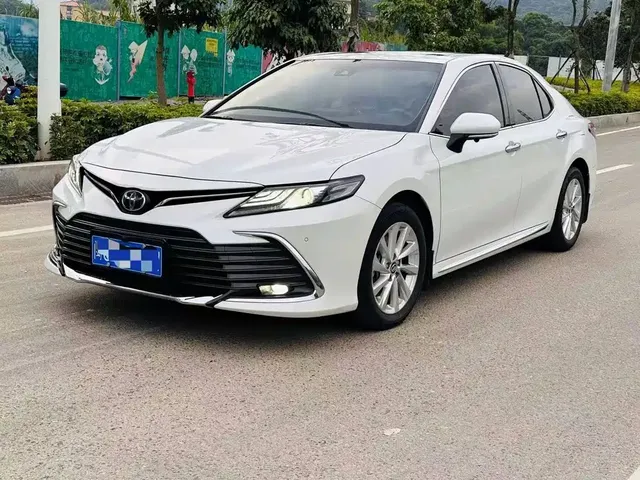 Toyota Camry 2023 2.0G Luxury Edition
