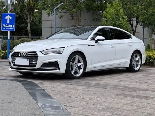 Audi A5 (Import) 2017 Sportback 40 TFSI Fashion
