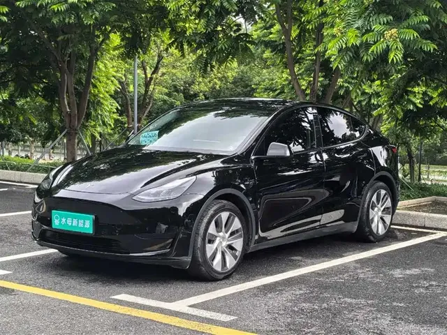 Tesla Model Y 2022 Facelift Rear-Wheel Drive Version