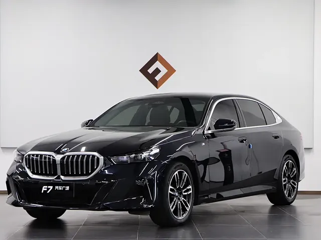 BMW 5 Series 2025 530Li Leading M Sport Package