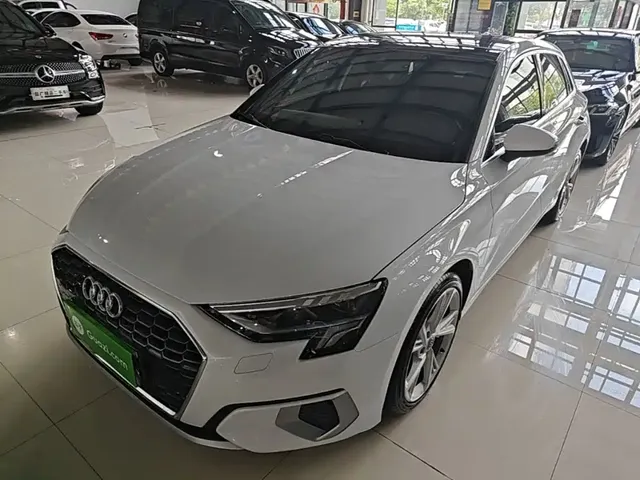 Audi A3 2021 Sportback 35 TFSI Fashion Elegance
