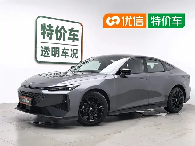Changan UNI-V 2024 1.5T Deluxe