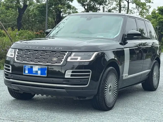 Land Rover Range Rover 2021 3.0 L6 Golden Age Edition