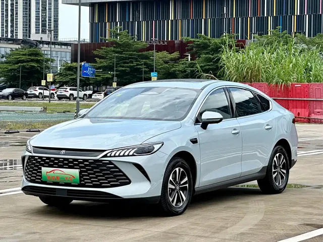 BYD Qin PLUS 2025 DM-i Smart Drive Edition 120KM Surpassing Type
