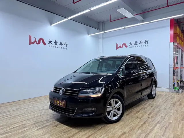 Volkswagen Sharan 2018 380TSI Comfort 7-Seater