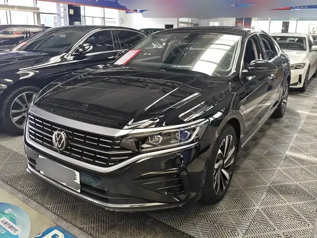 Volkswagen Passat 2023 330TSI Luxury Edition