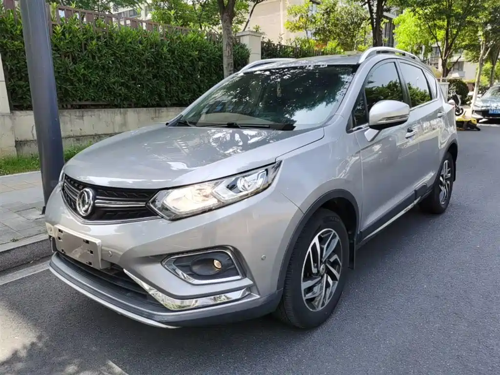 Dongfeng Aeolus Dongfeng Fengshen AX5 2019 1.4T Auto Smart Joy China V