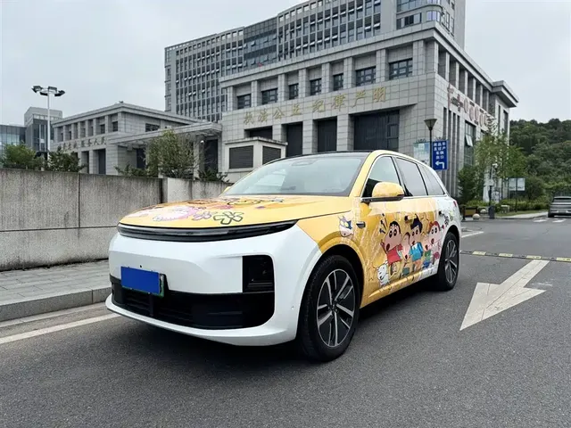Li Auto L6 2025 Pro Smart Renewal Edition