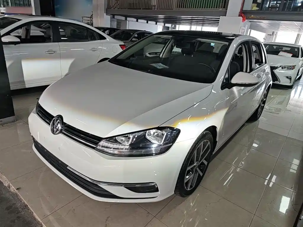Volkswagen Golf 2020 Beloved Edition 280TSI DSG Comfort