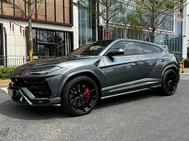 Lamborghini Urus 2021 4.0T V8
