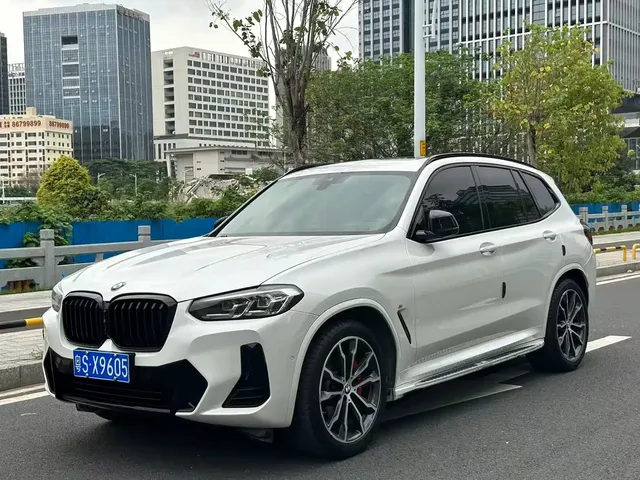 BMW X3 2022 xDrive30i Leading M Night Package