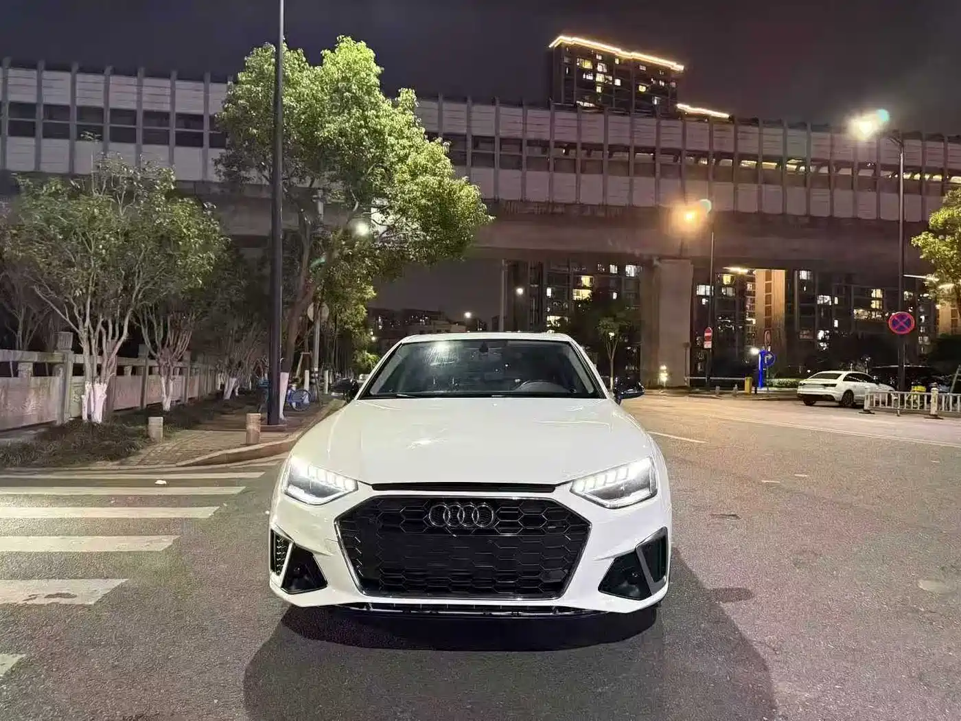 Audi A4L 2020 40 TFSI Fashion Dynamic Edition