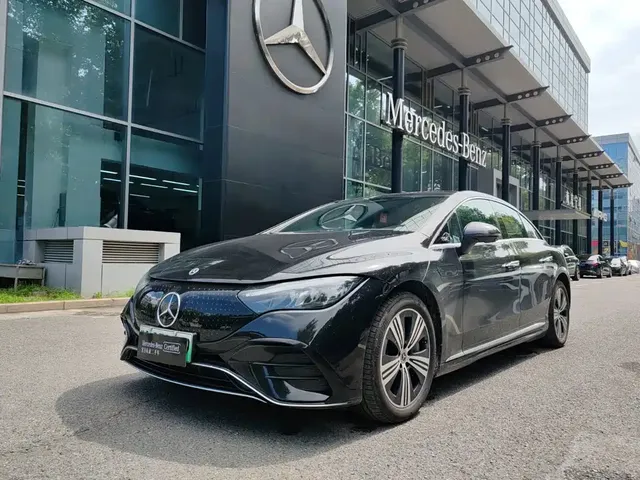 Mercedes-Benz EQE 2025 500 4MATIC Pioneer