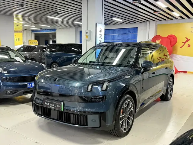 Lynk & Co 900 2025 2.0T Ultra
