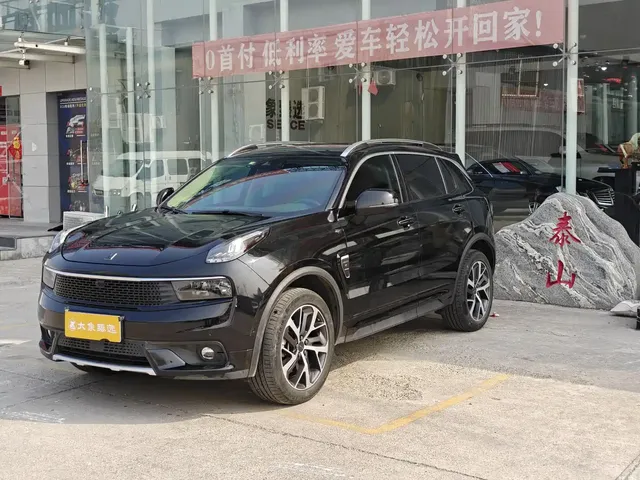 Lynk & Co 01 2019 2.0T AWD Pro Edition China VI