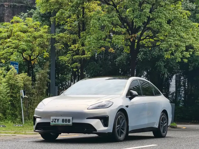 Aion RT 2025 650 Smart Premium Edition