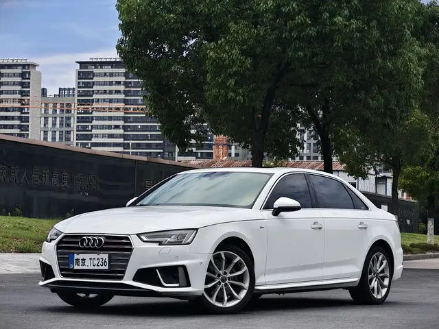 Audi A4L 2019 40 TFSI Fashion (China VI)