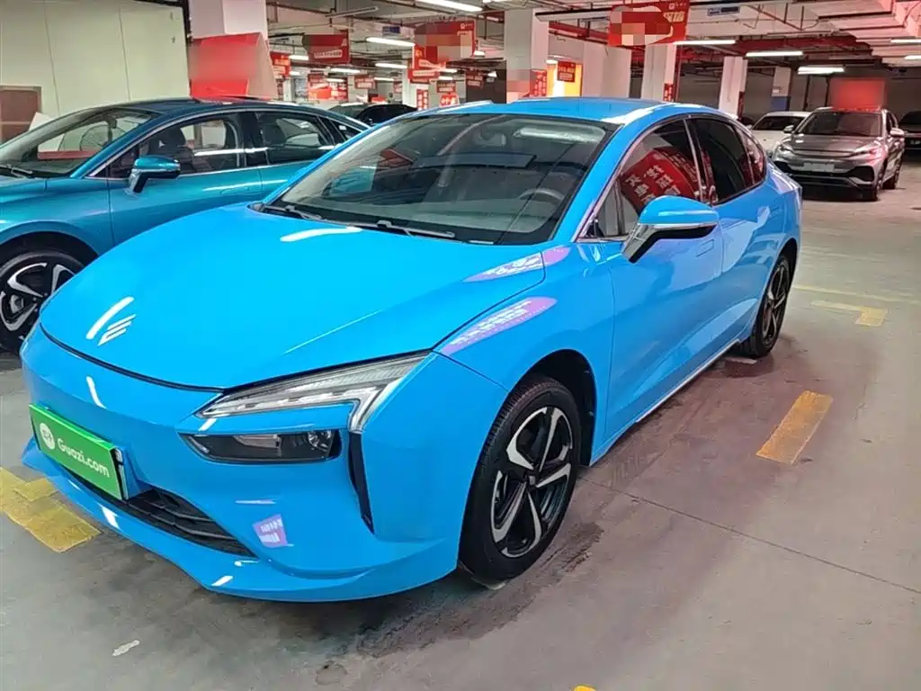 JMCG New Energy Yi 2023 Standard Range Dynamic Edition