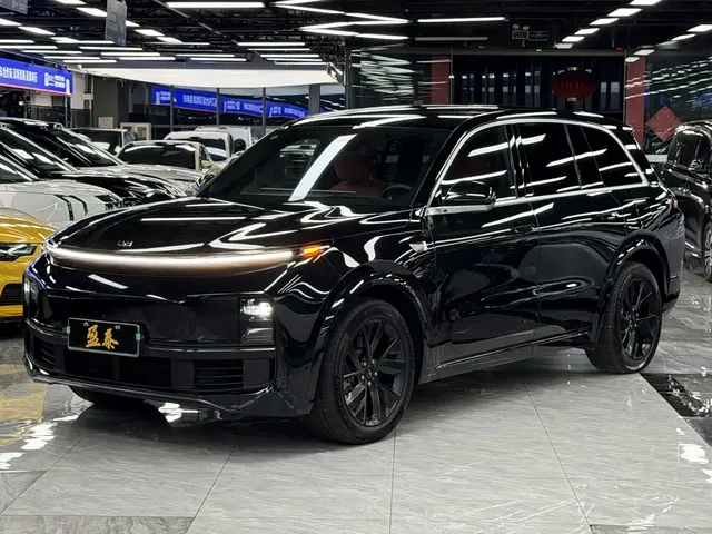 Li Auto Li L8 2023 Pro