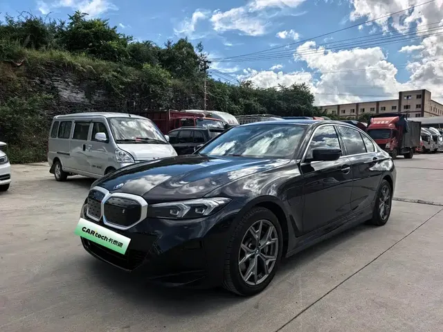BMW i3 2024 eDrive 35 L