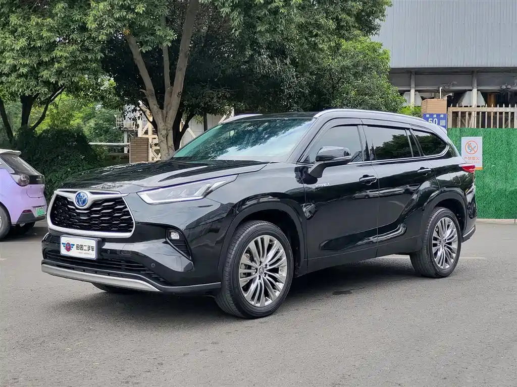 Toyota Highlander 2022 Model Dual Engine 2.5L 4WD Premium Edition 7-Seater