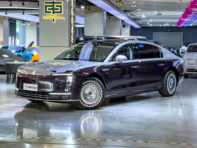 Zunjie S800 2025 Model Extended Range Starlight Executive Edition 4-seater
