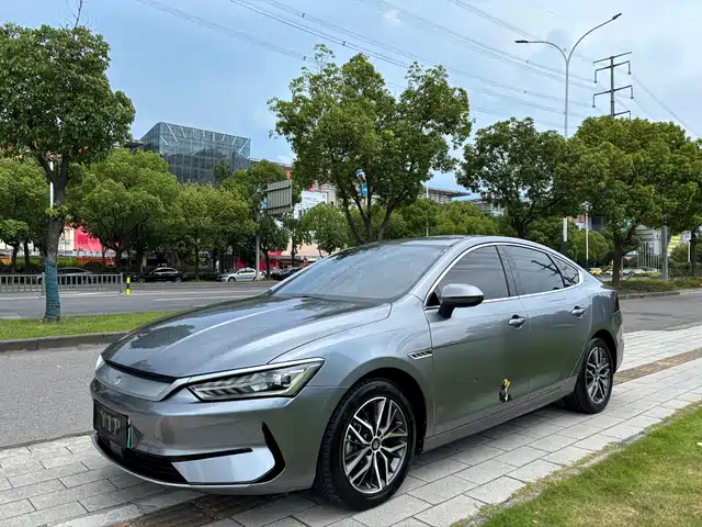 BYD Qin PLUS 2021 EV 500KM Luxury Model