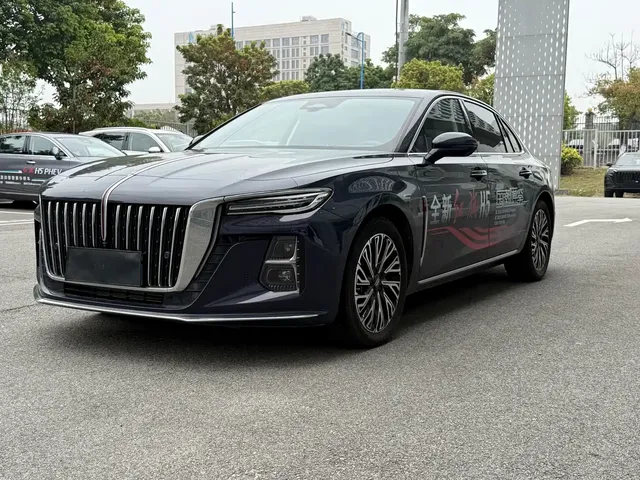 Hongqi H5 2024 2.0T Automatic Smart Connect Flag Leader Edition