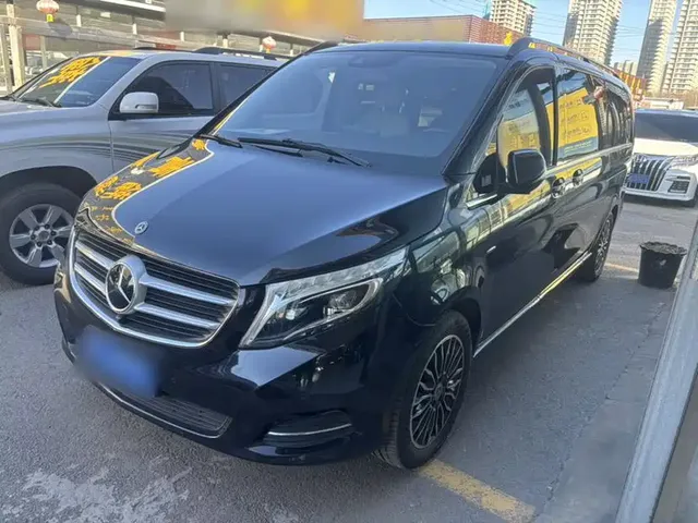 Mercedes-Benz V-Class 2018 V 260 L Premium Long Wheelbase Edition China VI