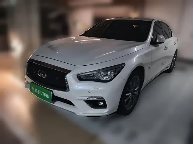 Infiniti Q50L 2018 2.0T Premium Edition China V