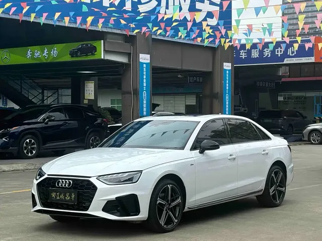 Audi A4L 2024 40 TFSI Luxury Dynamic