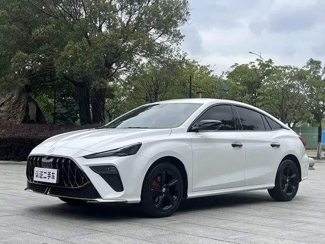 MG 5 Scorpio 2022 1.5T Trophy Sport Luxury Edition