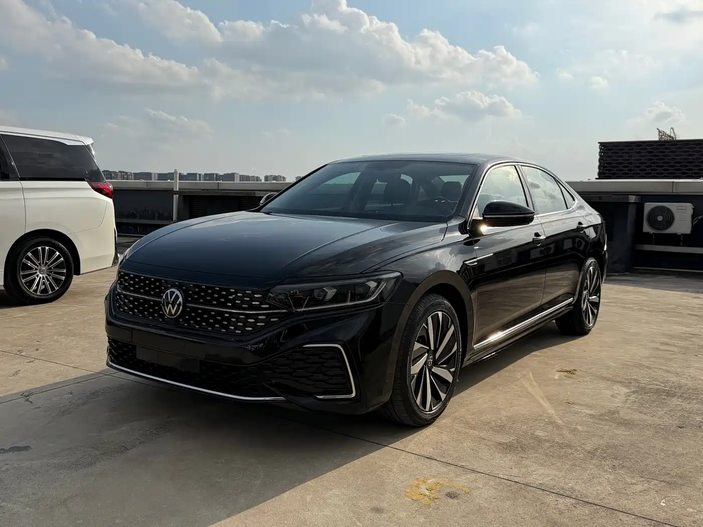 Volkswagen Passat 2022 330TSI Starlight Elite Edition