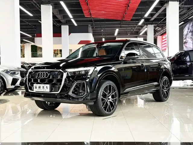 Audi Q7 2025 55 TFSI quattro S line Premium
