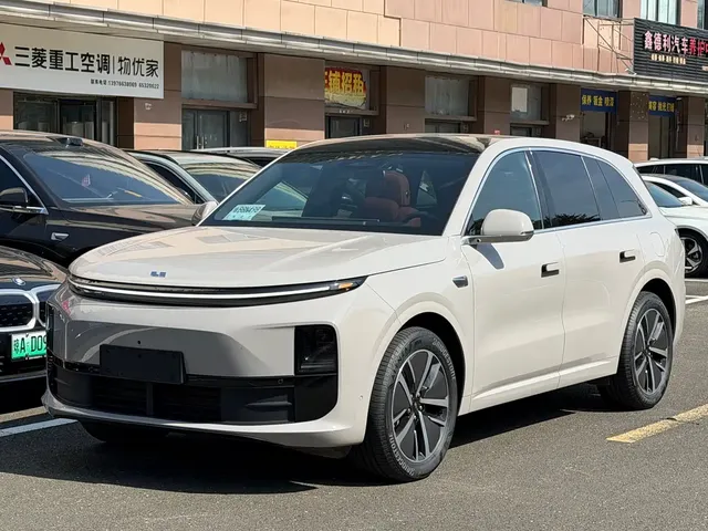 Li Auto L6 2024 Pro