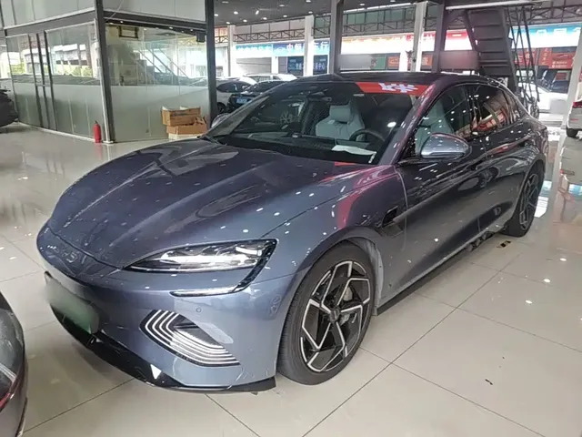 BYD Seal 2022 700km Long Range RWD Edition
