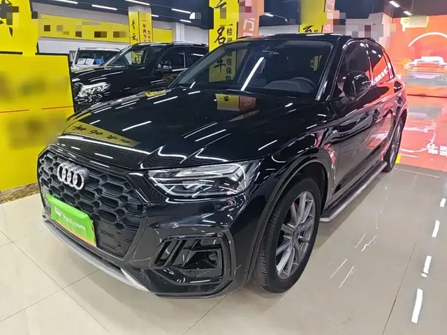 Audi Q5L 2022 40T Fashion Dynamic