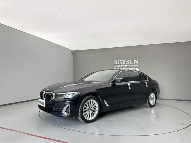BMW 5 Series 2022 Model Second Facelift 525Li Luxury Package