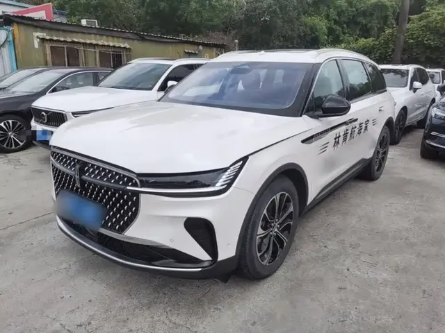 Lincoln Nautilus 2023 2.0T 4WD Prestige Edition