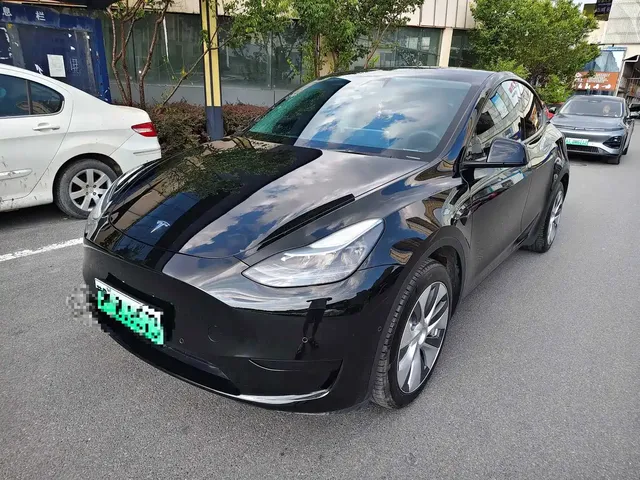 Tesla Model Y 2022 Facelift Rear-Wheel Drive Version