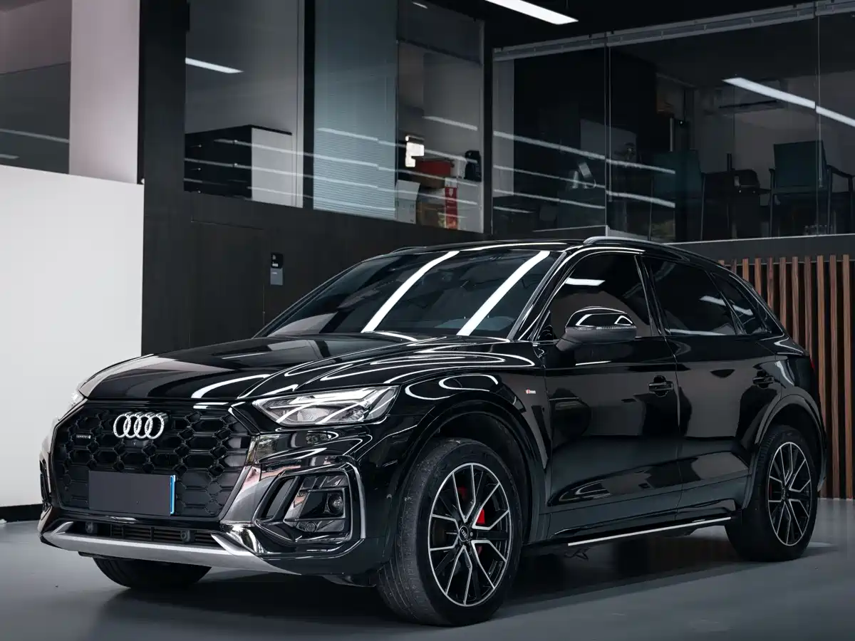 Audi Q5L 2024 Model 45 TFSI Luxury Dynamic